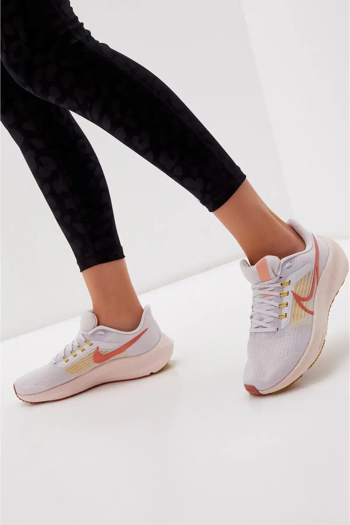 Air Zoom Pegasus 39 Running Kadın Koşu & Antrenman Ayakkabısı