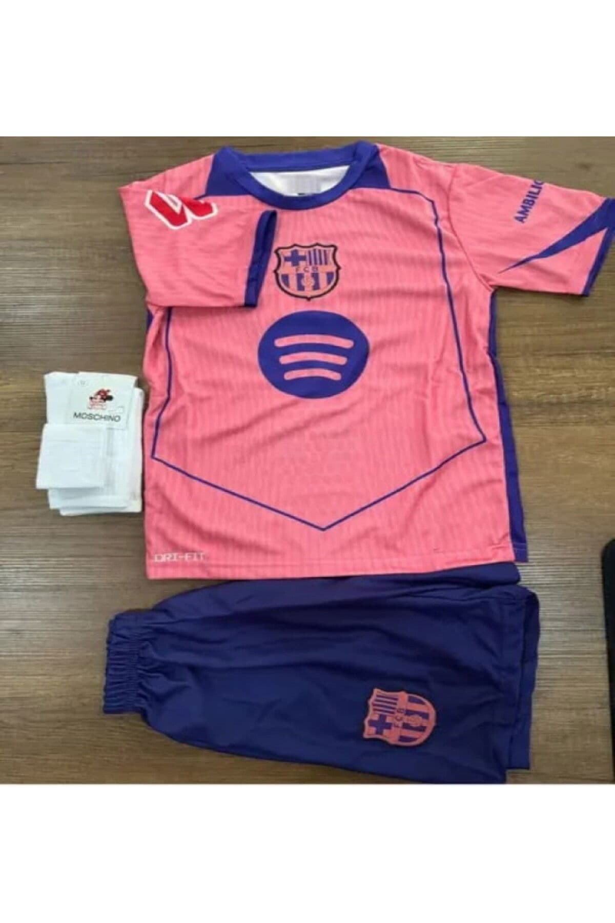 LAMİNE YAMAL TURUNCU BARCELONA.2025 SEZON ÇOCUK FORMA TAKIMI 4 PARÇA