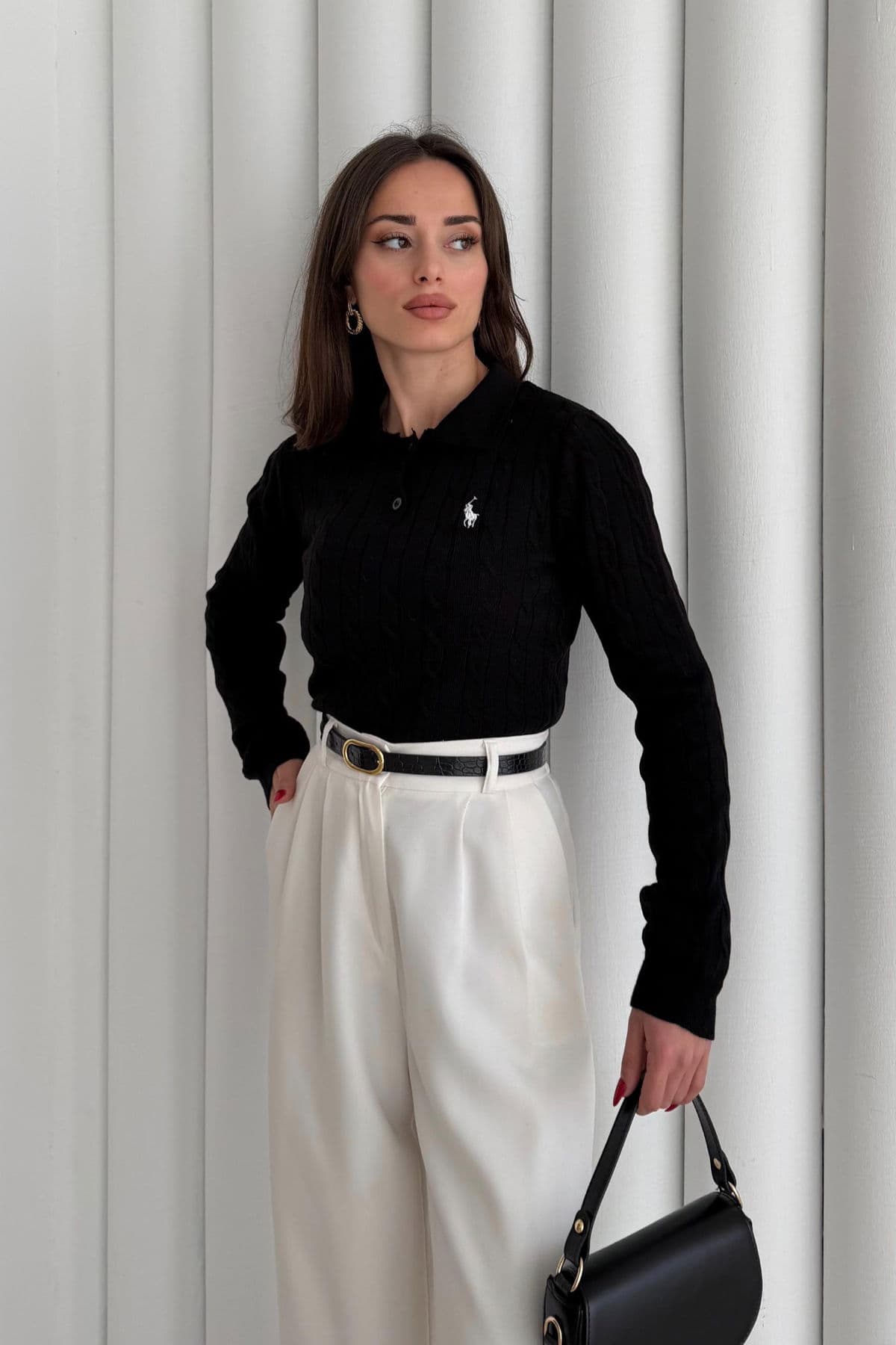 Siyah Yarım Pat Düğmeli Polo Yaka Burgu Örgü İnce Triko – Slim Fit Kadın Kazak