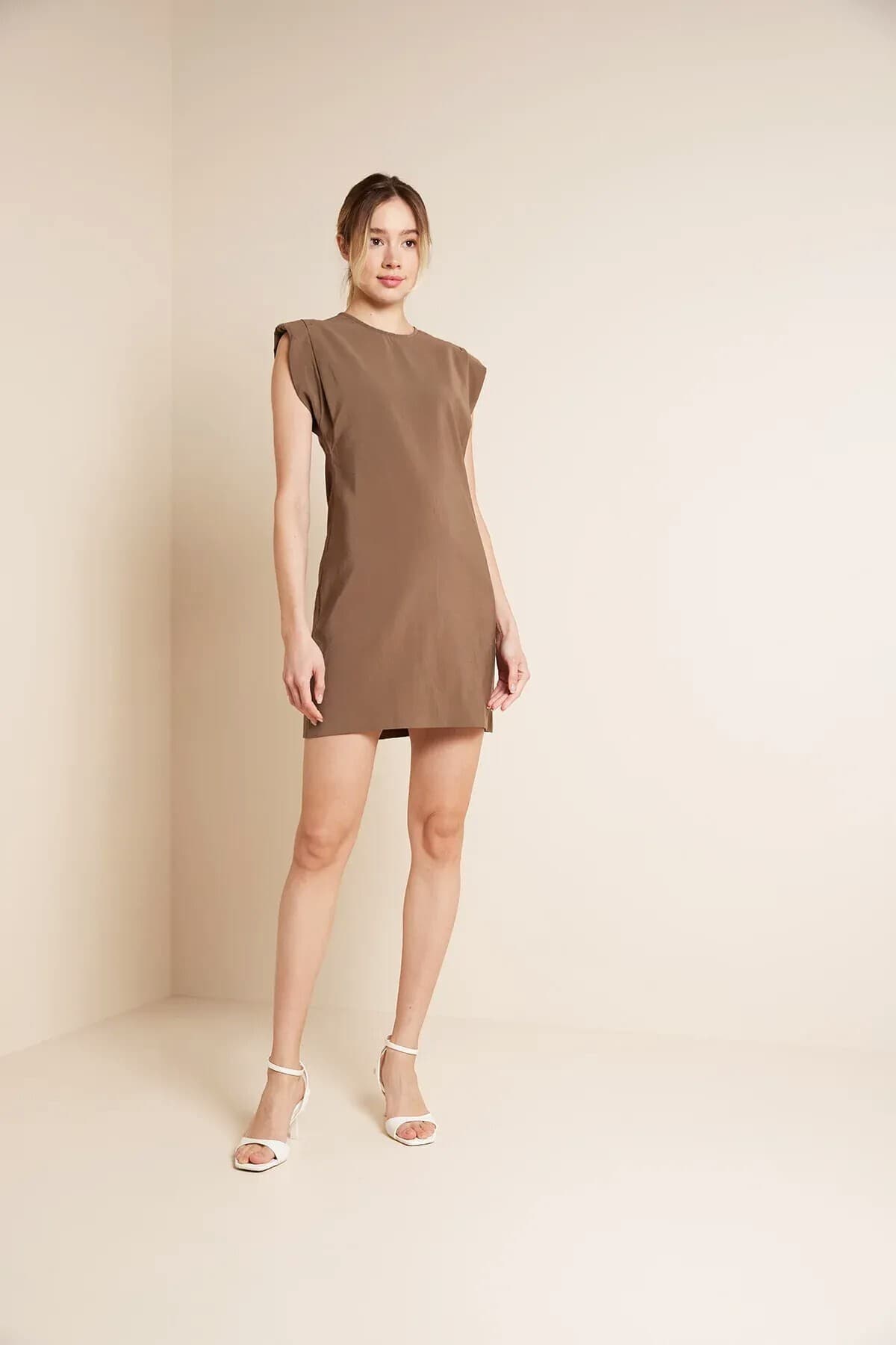 VATKALI KOLSUZ KISA ELBİSE